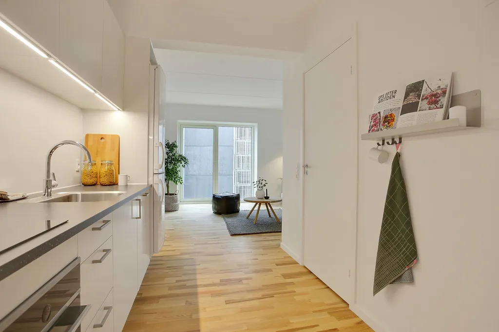 Cuisine - Apartment with French Balcony in Aalborg