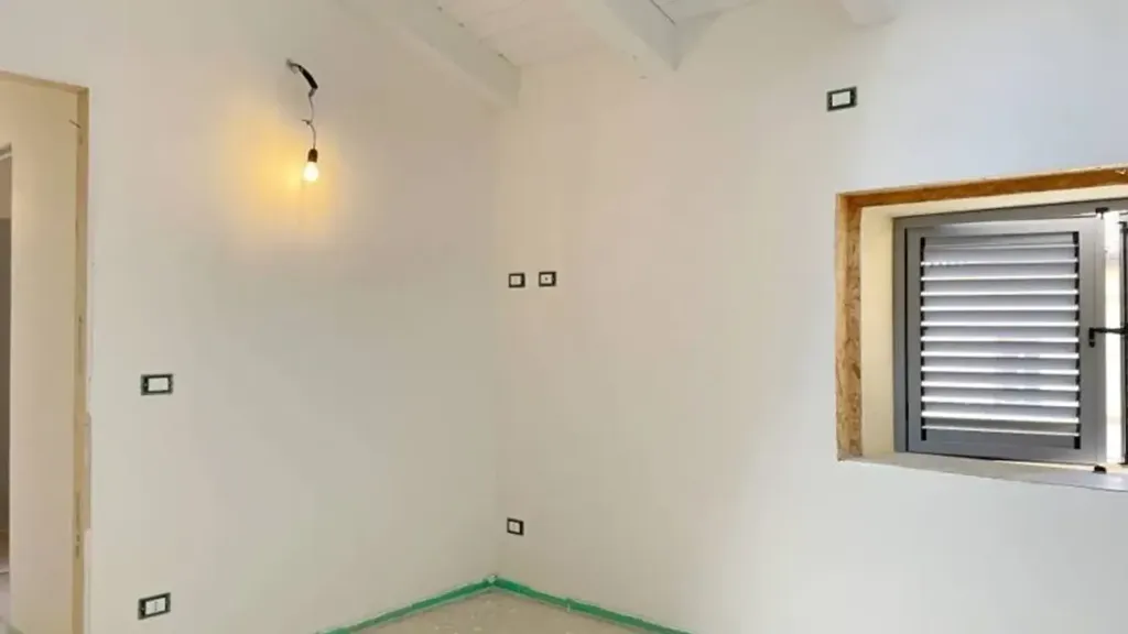 Stanze - Apartment with Terrace in Cento Centre