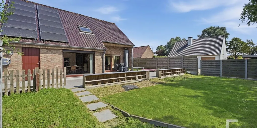 Jardin - Maison Individuelle avec Jardin à Poperinge
