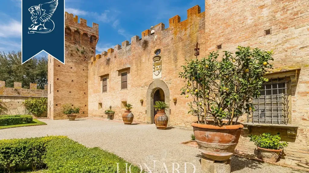 Jardin - Historic Castle with Vineyards near Florence