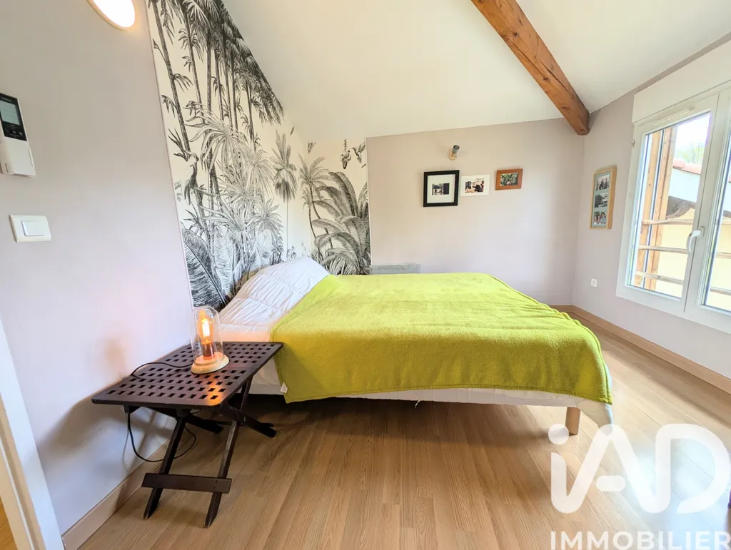 Chambres - Maison Traditionnelle avec Piscine à Cornebarrieu