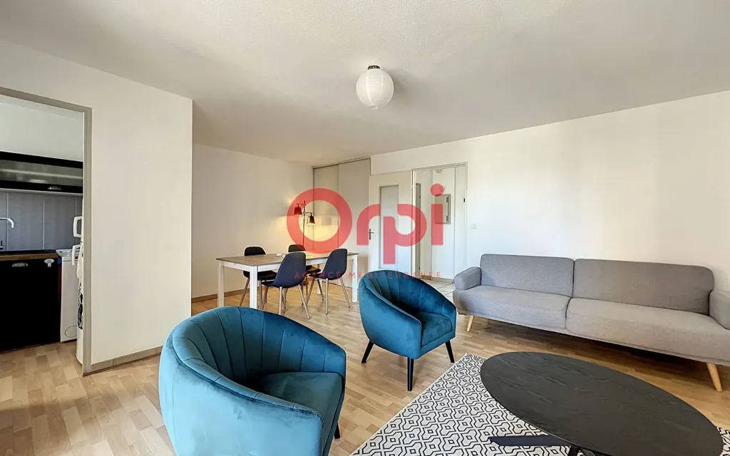 Wohnzimmer - Meubled T3 with Terrace in Fréjus