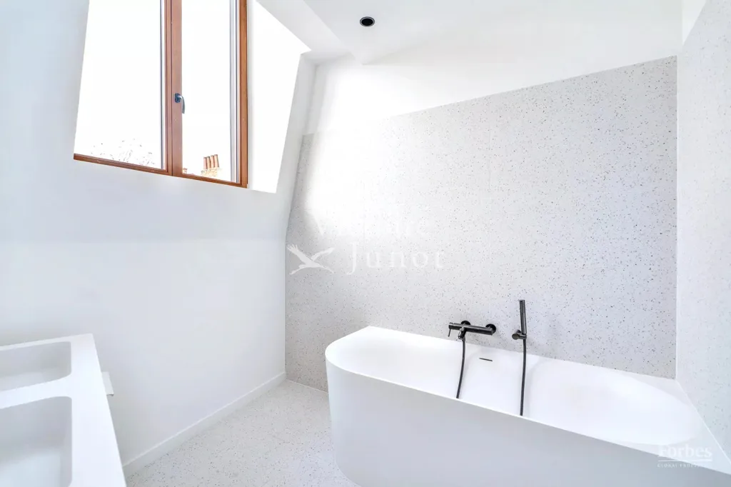 Salles de bain - Duplex Rénové avec Terrasse à Elsene