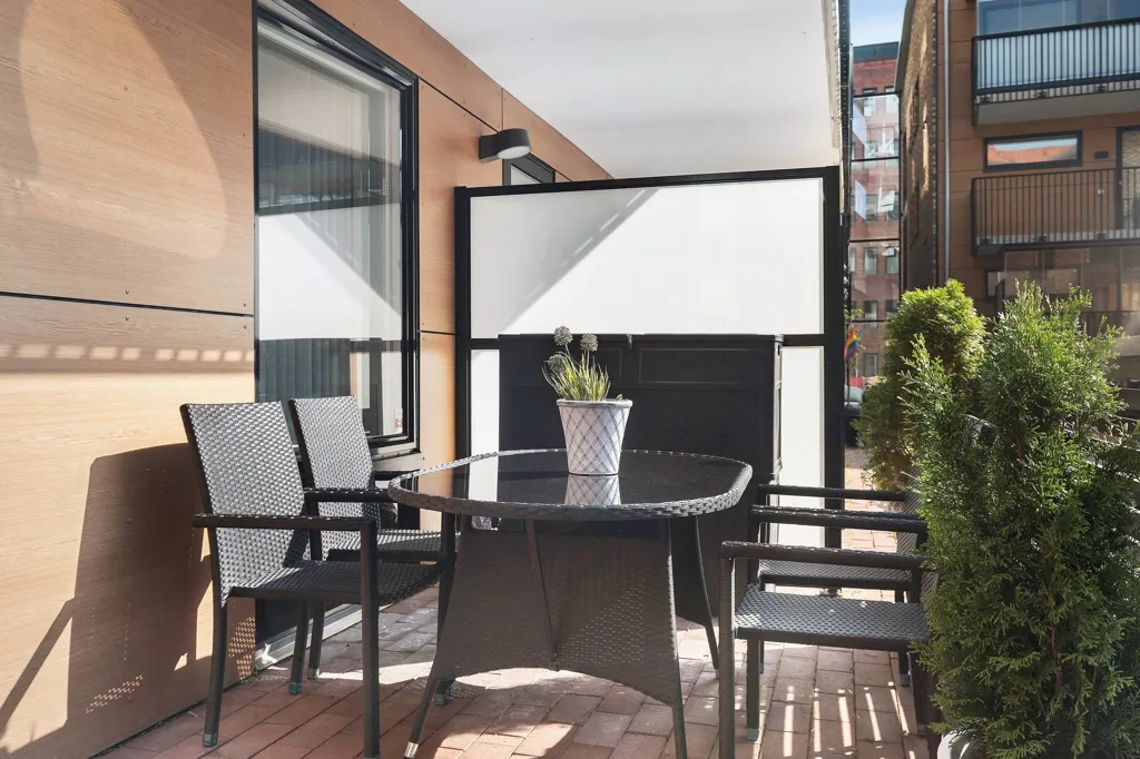 Rõdu - Modern Flat with Shared Rooftop in Jakobsberg