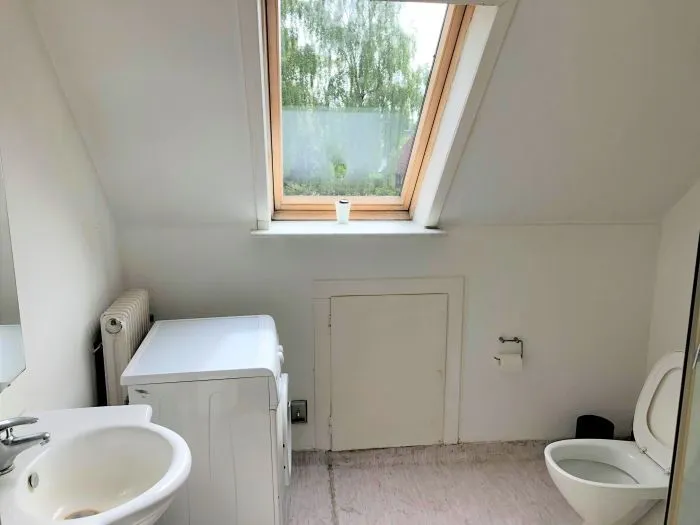 Vannitoad - 3-Bedroom Flat with Garden in Thorshøj