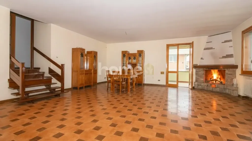 Séjour - Villa with Solar Panels in Albinea