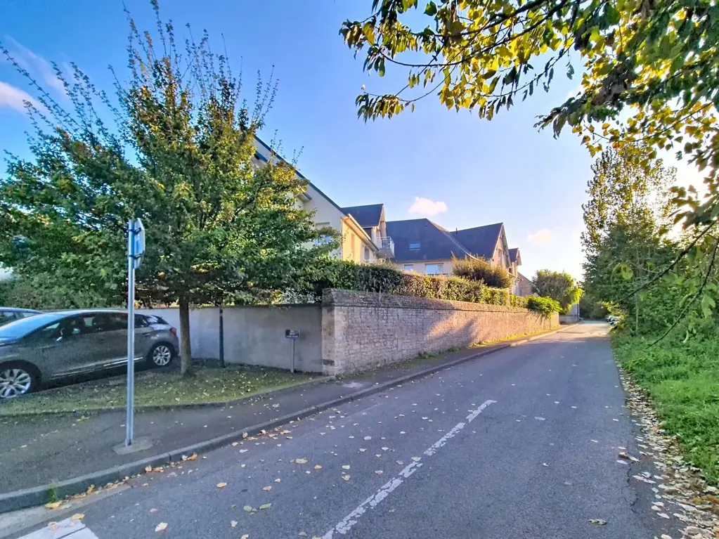 Extérieur - Appartement avec Jardin Privatif à Fleury-sur-Orne