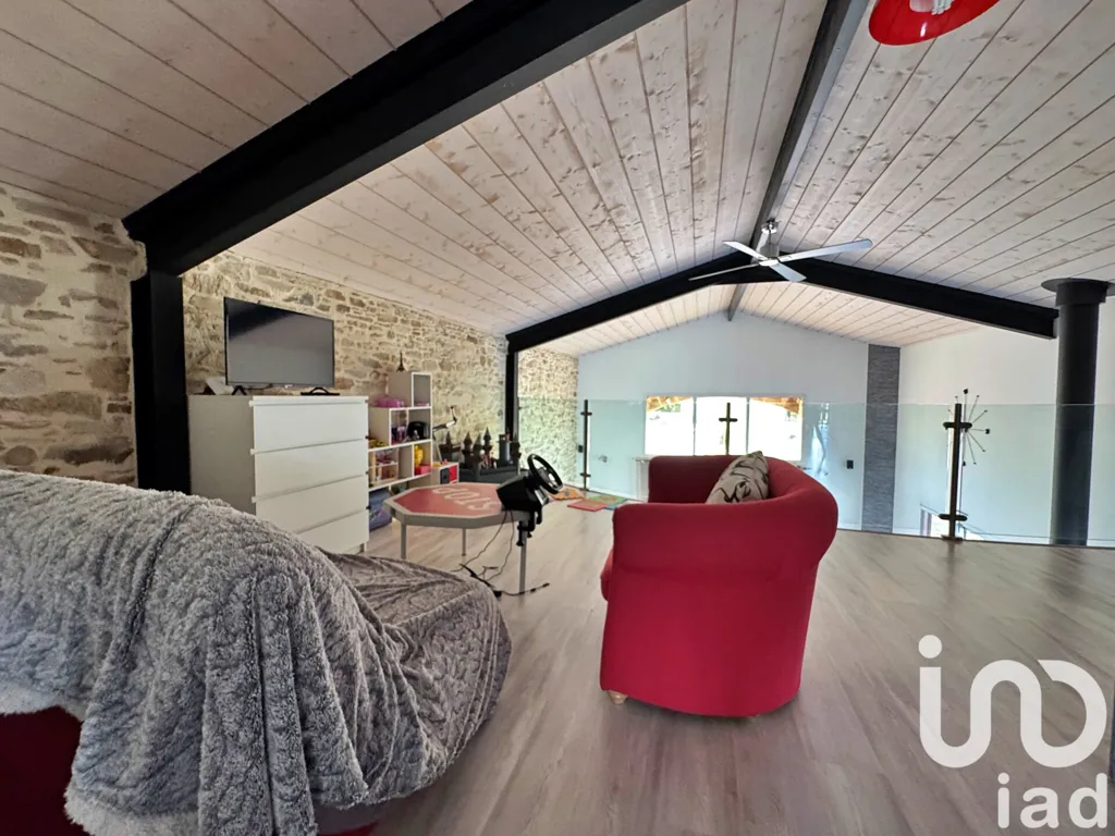 Séjour - Maison Familiale avec Piscine à Montaigu