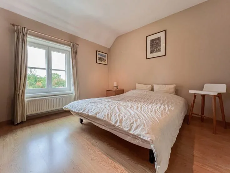 4-bedroom house in BE