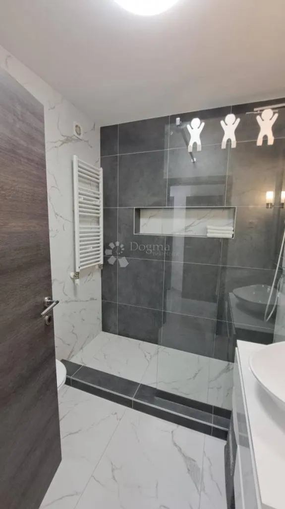 Vannitoad - Modern Flat with Parking in Pula Centre