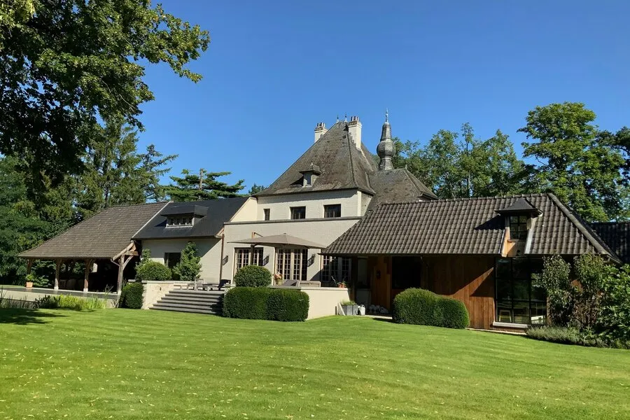 Extérieur - Villa Monumentale avec Piscine sur 1.2 Hectare à Neeroeteren