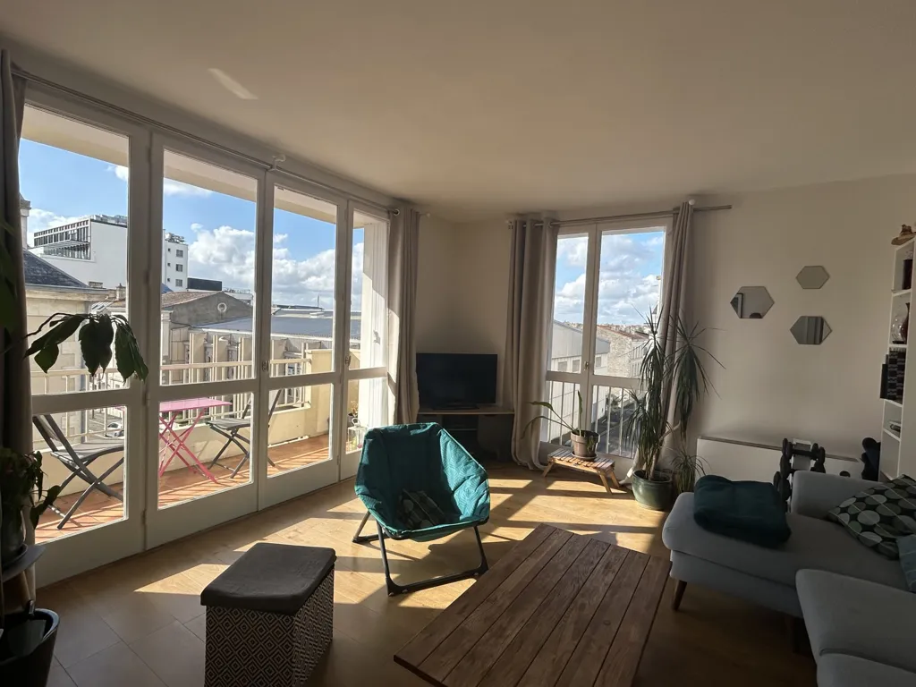 Séjour - Appartement avec Balcon à Niort Centre