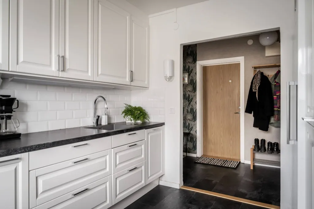 Cuisine - Apartment with Balcony in Borås