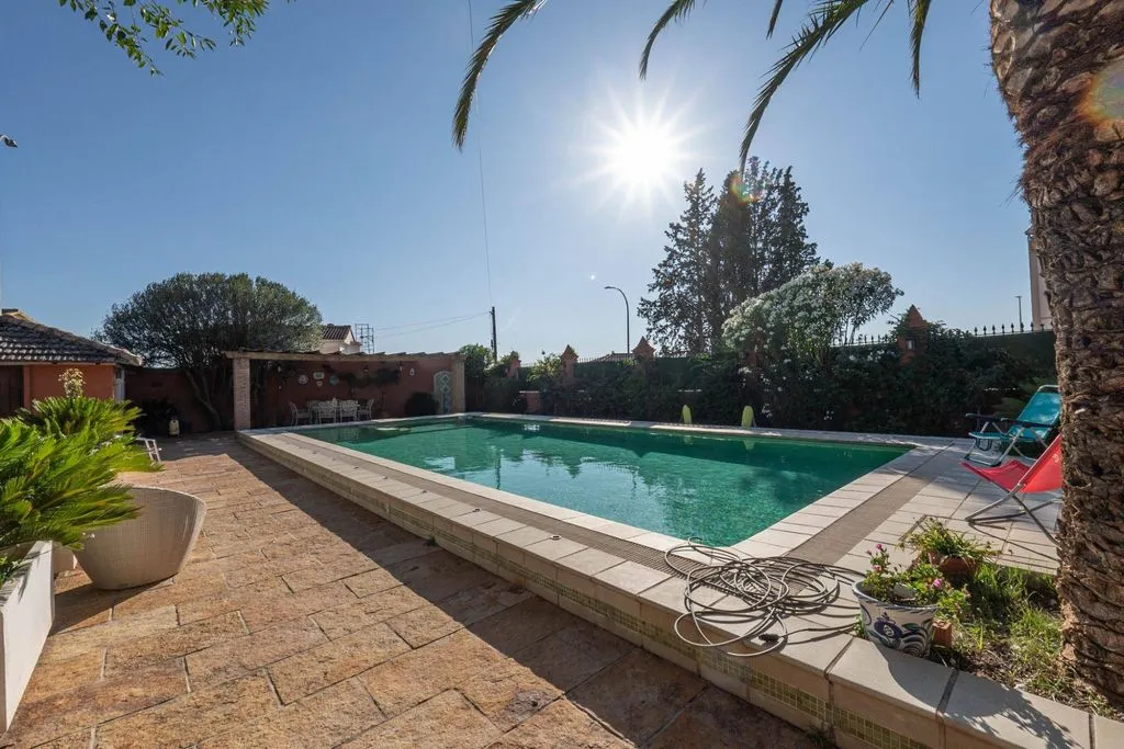Pool - Historic Palatial House with Pool in Ogíjares
