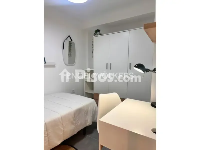 Magamistoad - Modern Flat with Patio in Mestalla, Valencia