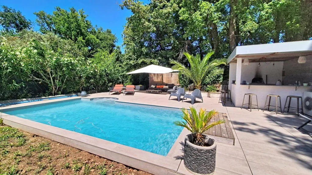 Bassein - Villa with Pool in Valbonne
