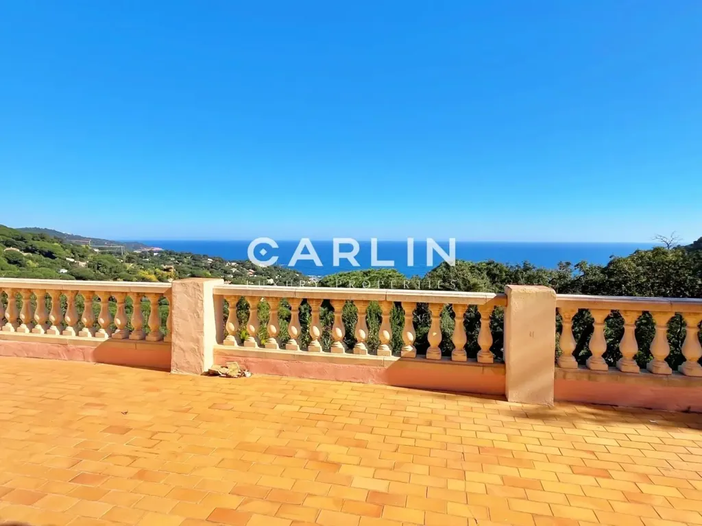 Terrass - Luxury Villa with Sea Views in Ramatuelle