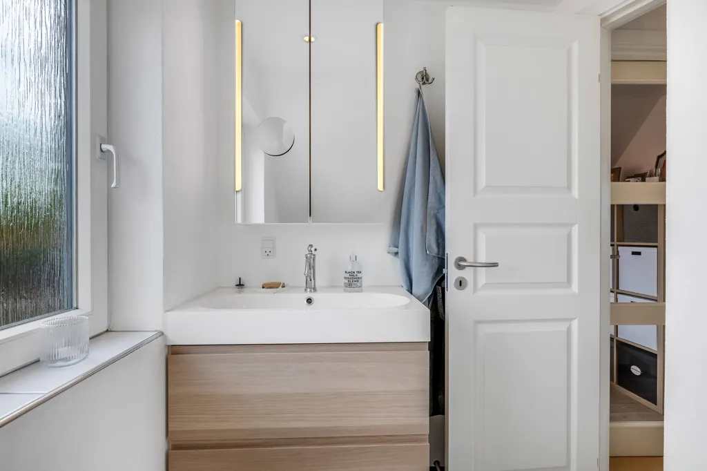 Vannitoad - Modernised Villa with Functional Cellar in Skjern