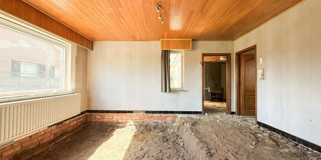 Pièces - Maison à Rénover avec Jardin en Top-Loc à Heusden-Zolder