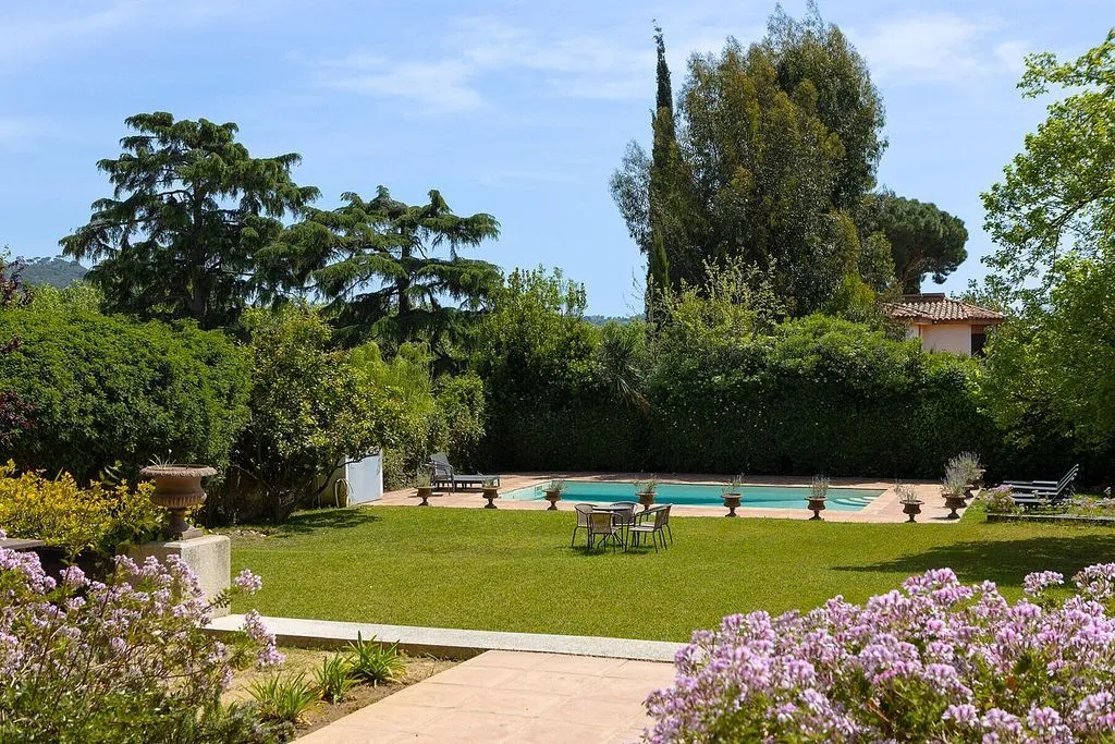 Jardin - Luxury Detached House with Chapel in Argentona