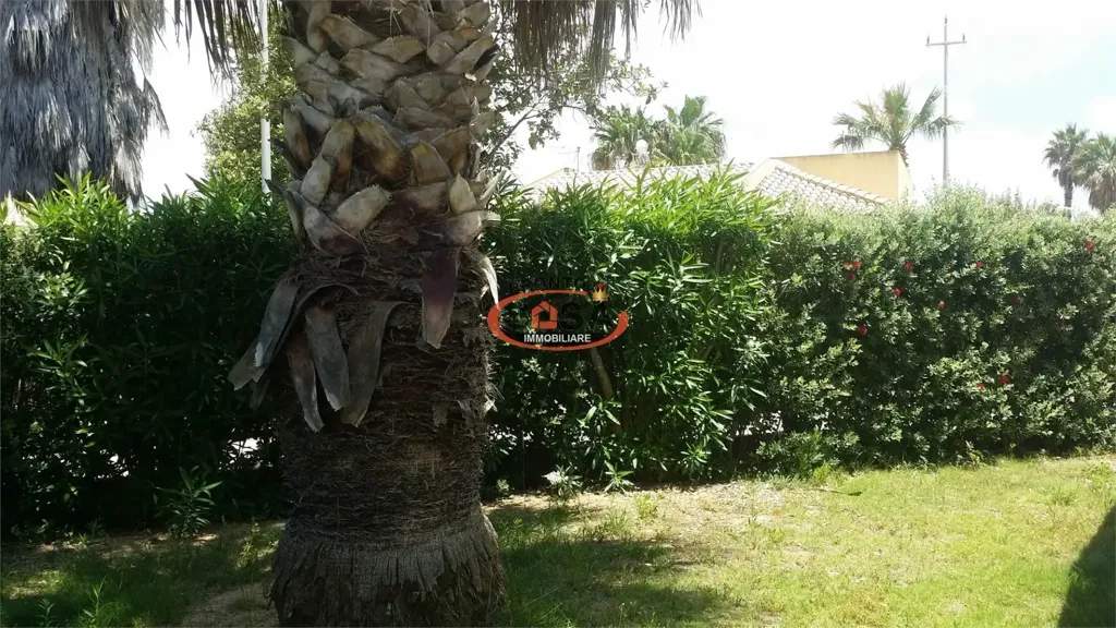 Aed - Villa with Seafront Access in Marsala