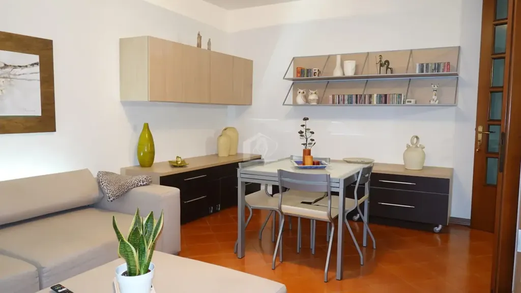 Séjour - Modernised Apartment with Balcony in Suzzara