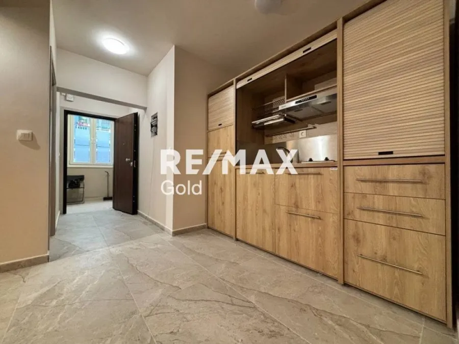 Köök - Renovated Studio with Balcony in Thessaloniki