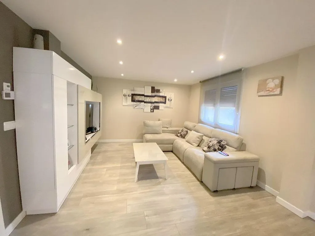 Séjour - Contemporary House with Garden in Ayegui
