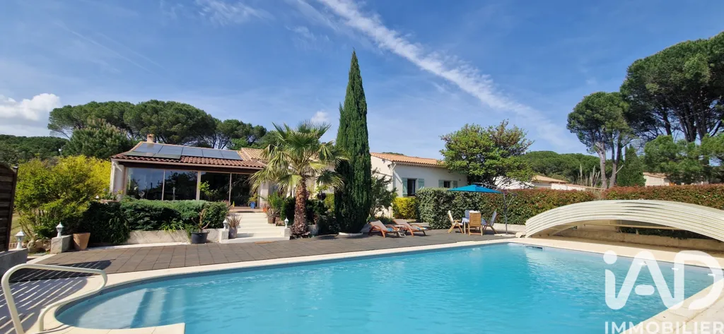 Piscina - Renovated Villa with Sea View in Vidauban