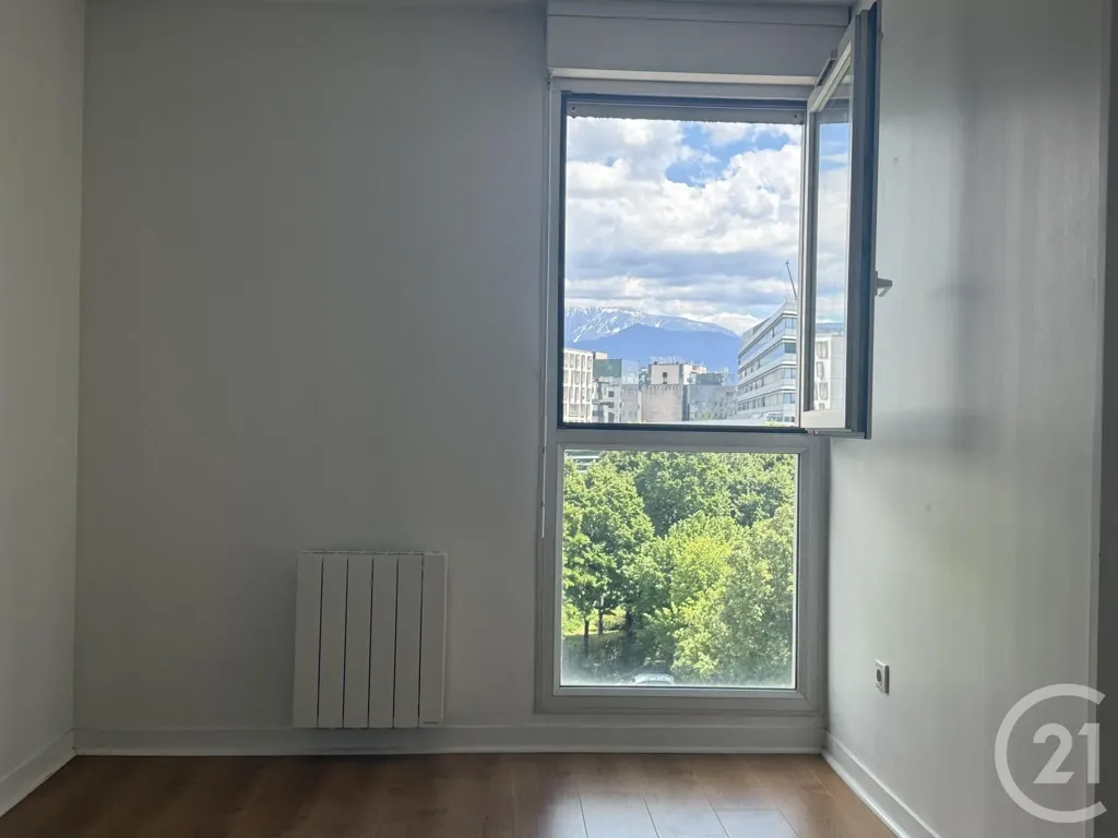 Stanze - T2 Apartment with Balcony in Grenoble Centre