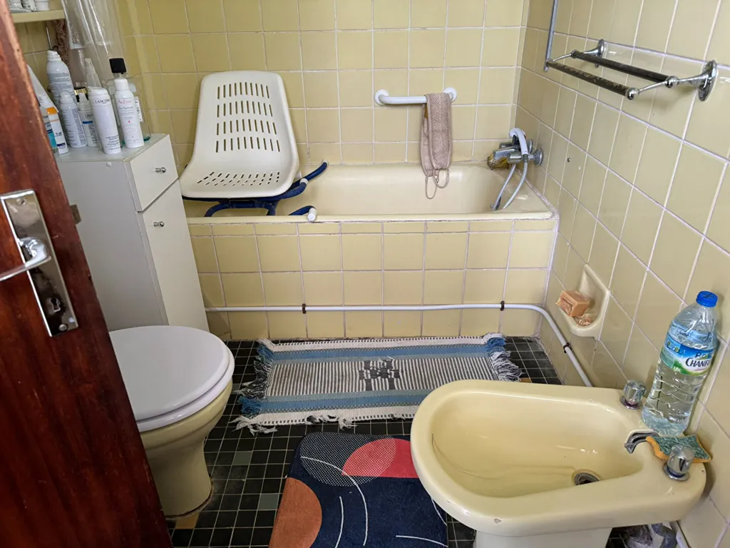 Bathrooms - Traditional House with Terraces in Schoelcher