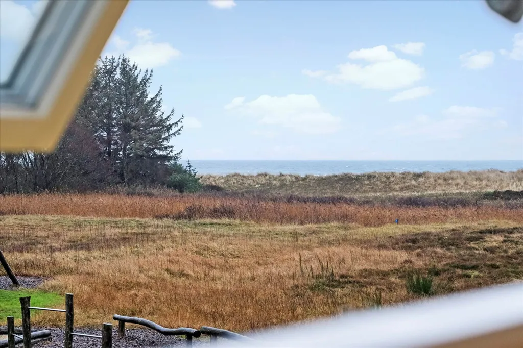 Toad - Summerhouse with Sea View in Hals