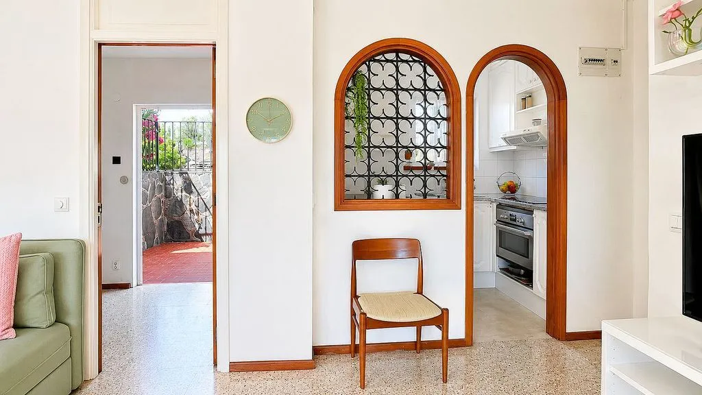 Séjour - Bungalow with Pool and Terrace in Rocas Rojas