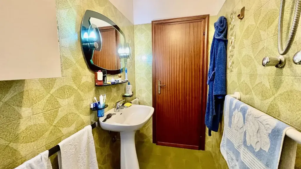 Salles de bain - Apartment with Balcony in Castelfiorentino