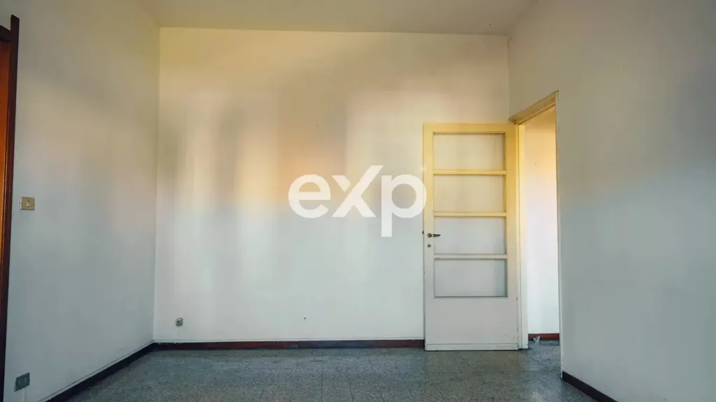 Pièces - Apartment with Balcony in Castellanza