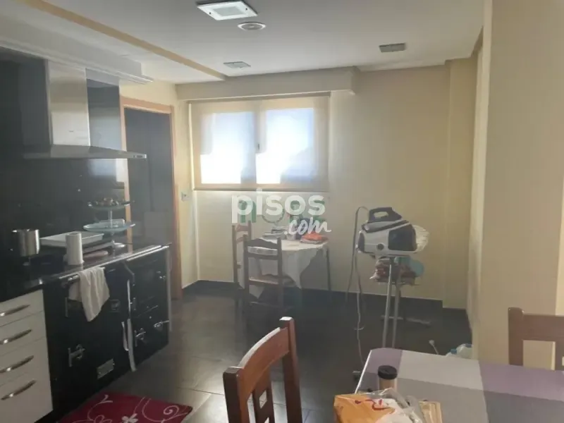 Cuisine - Maison 4 chambres à ES