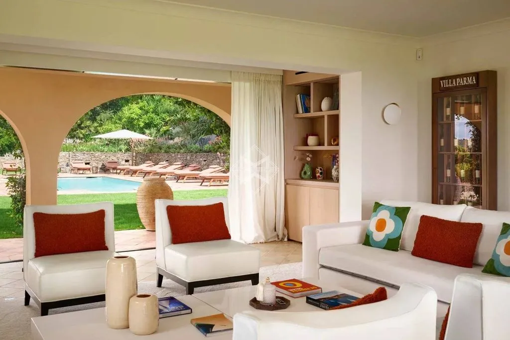 Elutuba - Luxury Villa with Sea View in Saint-Tropez