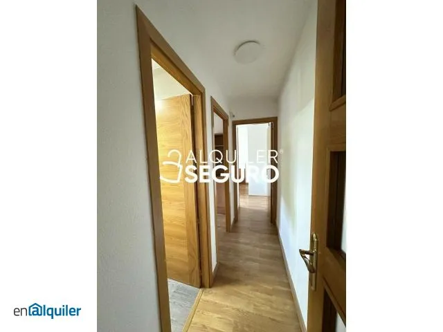 Entrée - Reformed Flat with Terrace in Moratalaz