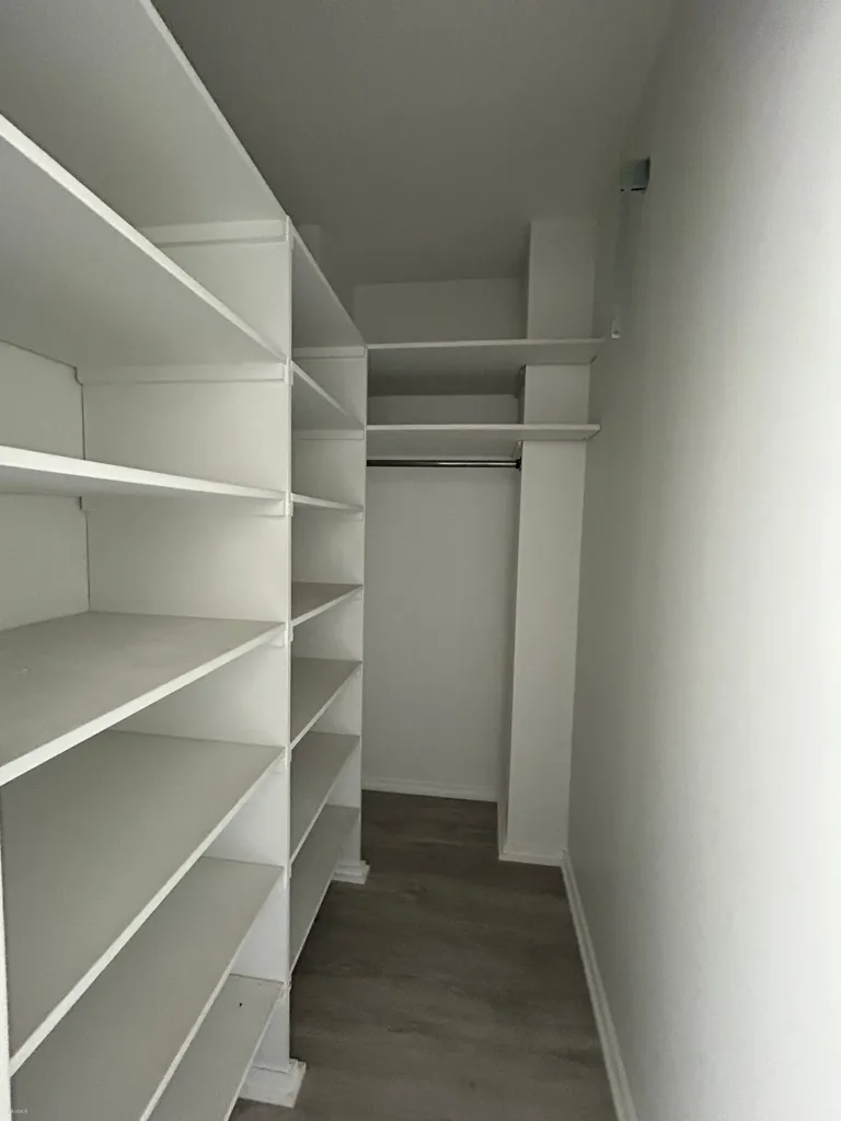 Pièces - Fully Renovated Flat with Forest Views in Vantaa