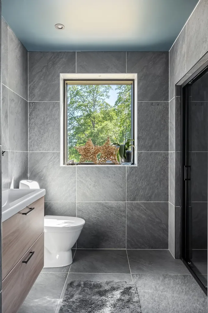 Bathrooms - Modern Seafront Villa in Söderköping