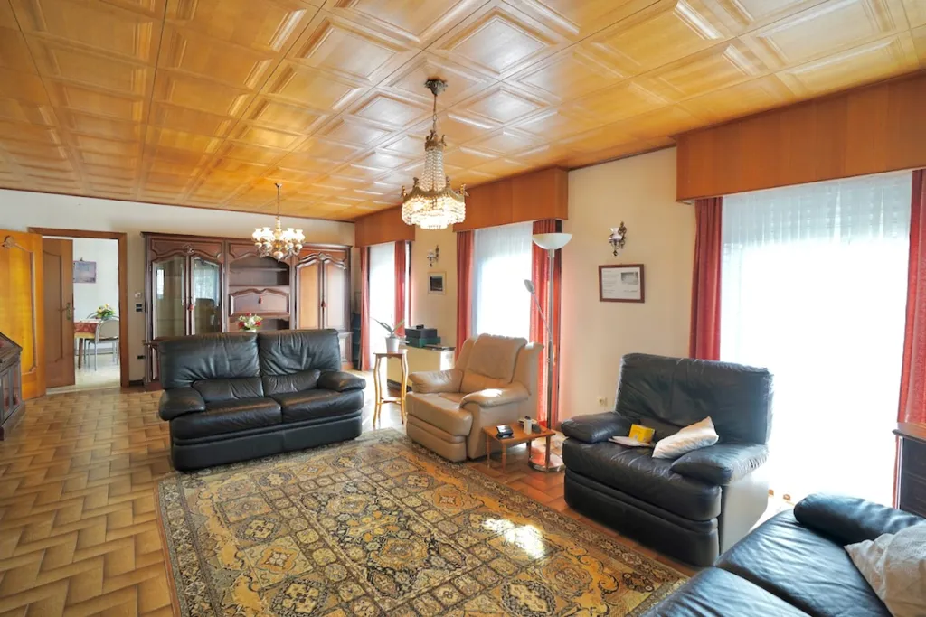 Elutuba - Bungalow with Large Garage in Ertvelde