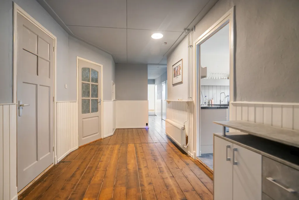 Esik - Mixed-Use House with Studio on Axelsestraat, Terneuzen