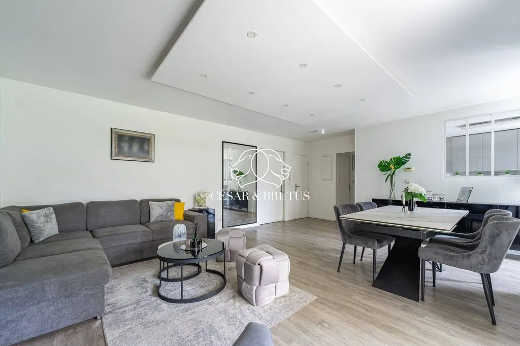 Elutuba - Luxury Apartment with Private Garden in Villeurbanne