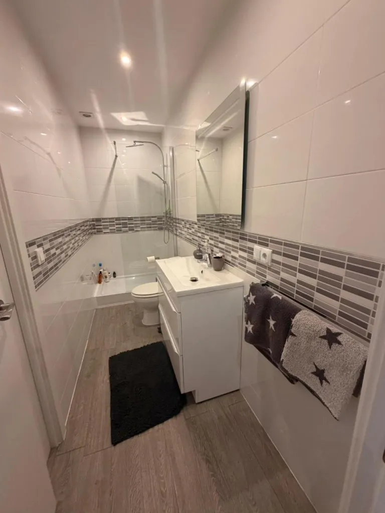 Vannitoad - Detached Villa with Corner Plot in Pueblo Bravo