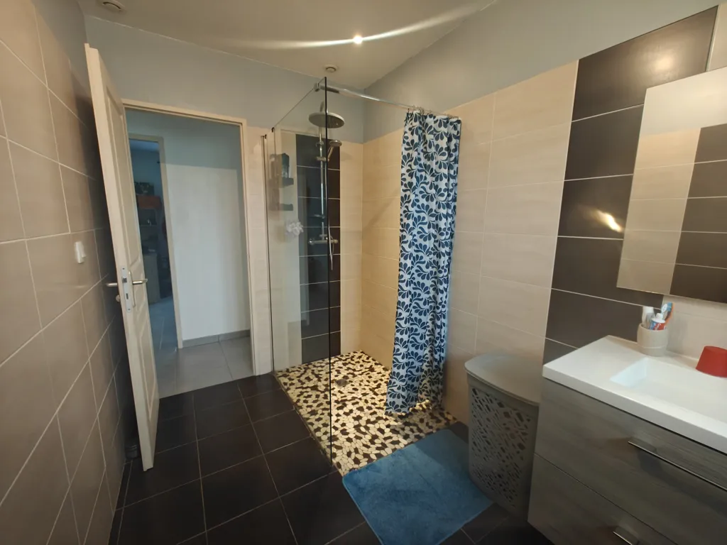 Vannitoad - Modern Villa with Pool near Limoux