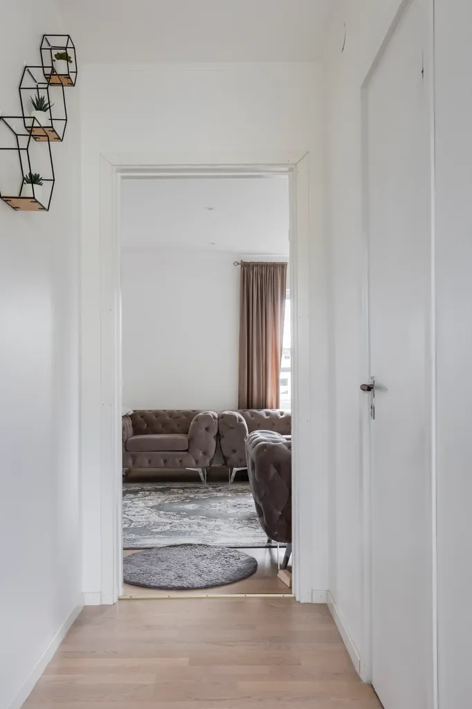 Esik - Spacious Villa with Garden in Örebro