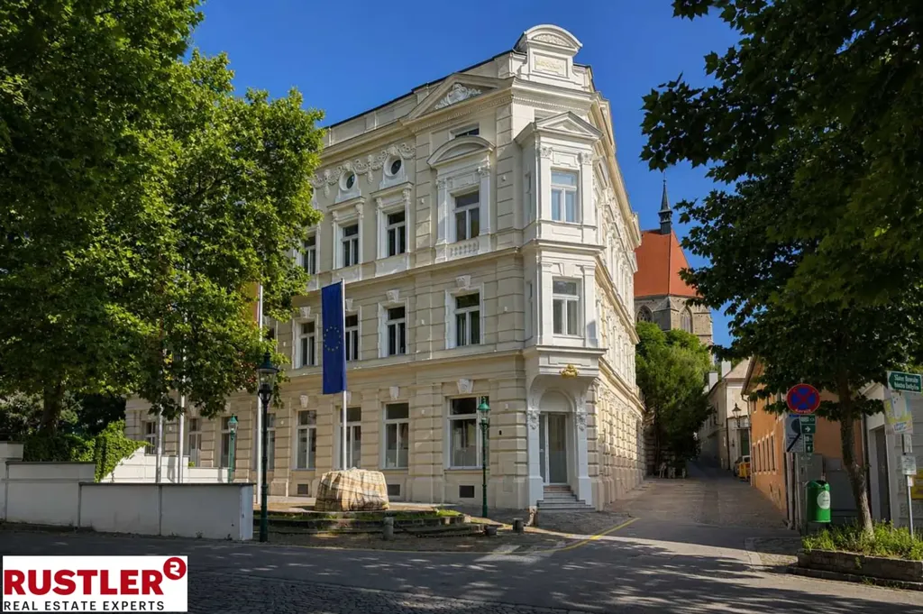 Extérieur - Neobaroque Corner House in Mödling Centre
