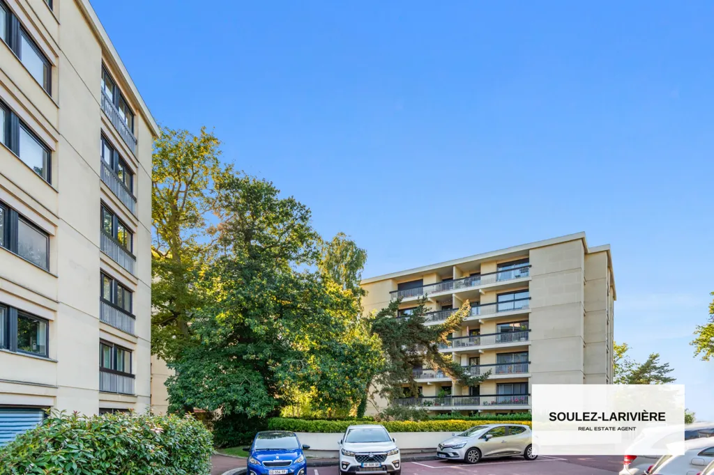 Välivaade - Apartment with Balcony in Versailles