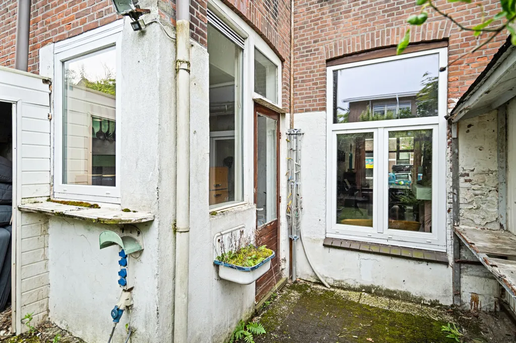 Garden - Characterful Detached House with Garden in Leiden