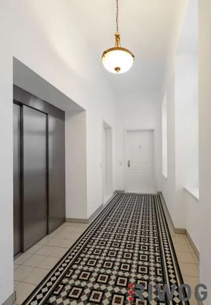 Entrée - Denkmalgeschütztes Apartment with Lift in Mödling